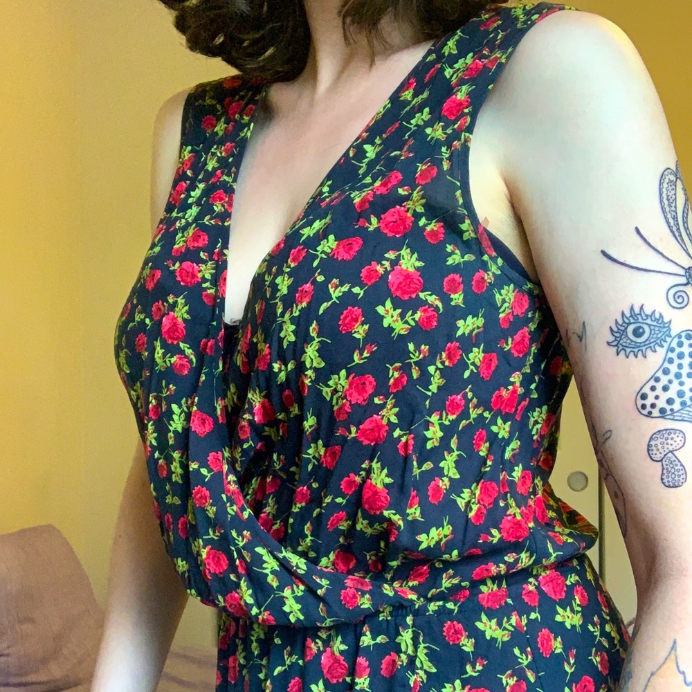 Two by Vince Camuto Red Roses Dress